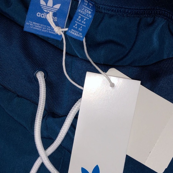 ADIDAS navy flowy pants - Picture 4 of 4